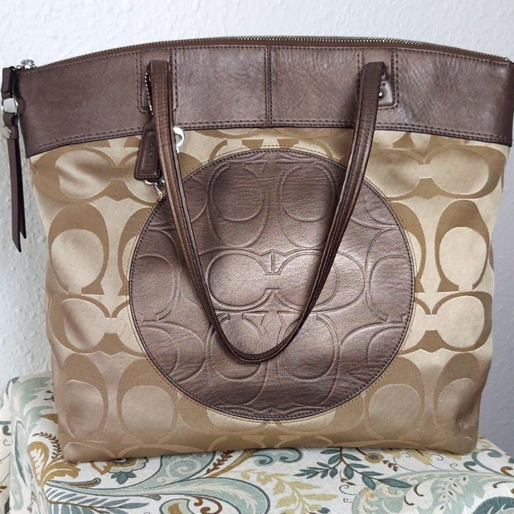 Coach Laura Signature Monogram Large Tote Shoulder Bag EUC